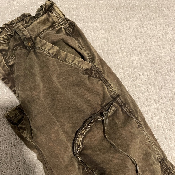 Cargo pants - Picture 7 of 7